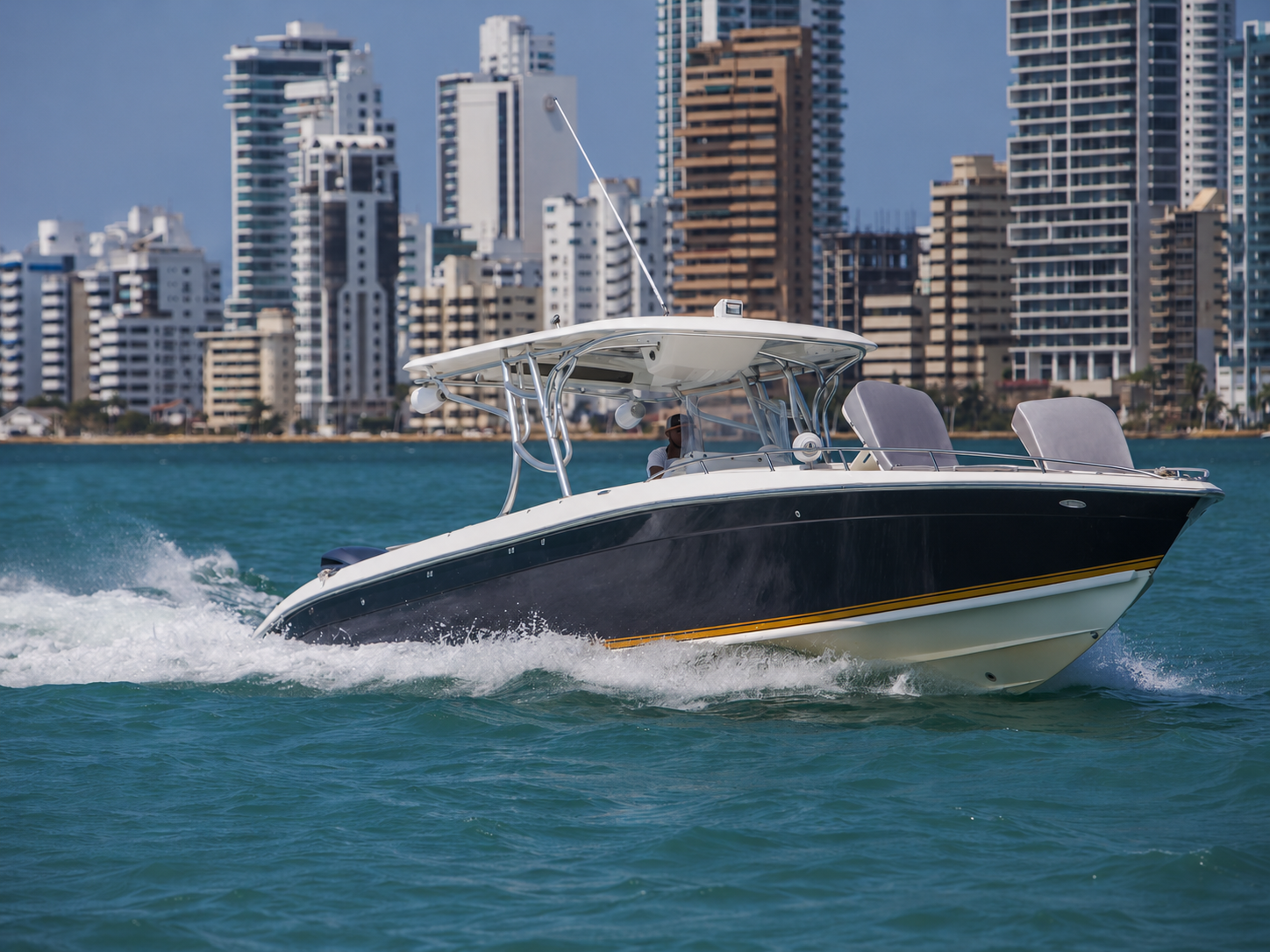 Bravo 410 — alquiler para Festival Náutico Cartagena 2026